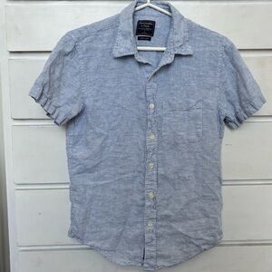 Abercrombie & Fitch Light Blue Short-Sleeve Button-Down Shirt 100% Linen